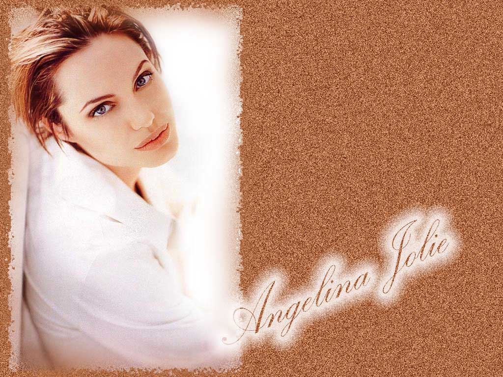 Angelina Jolie sexy